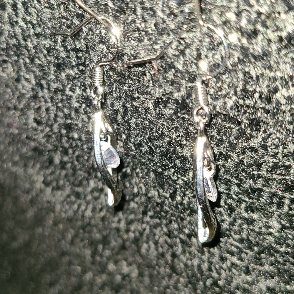 Earrings - Picture 5 of 5